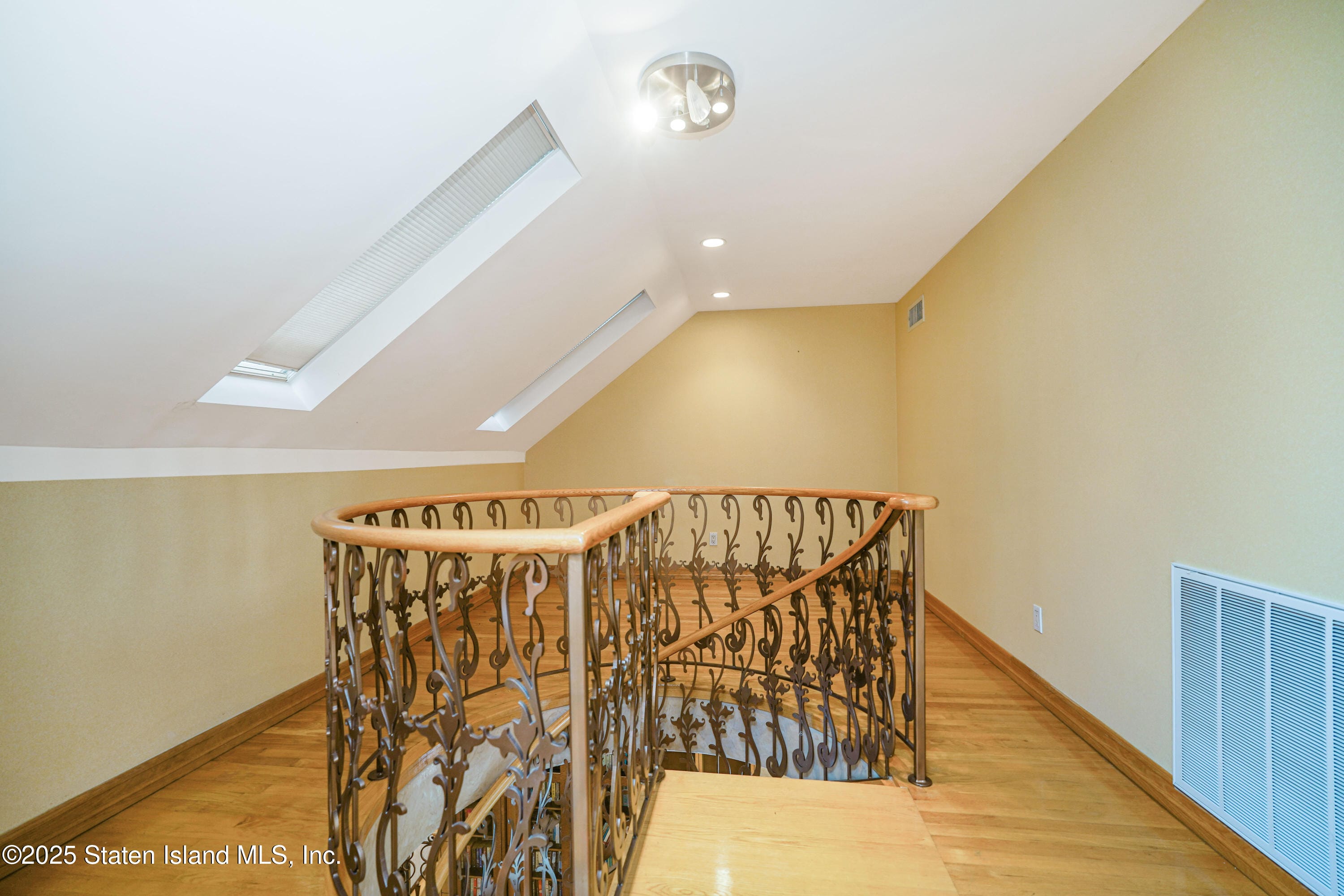 724 Todt Hill Road, Staten Island, NY, 10304 image 50