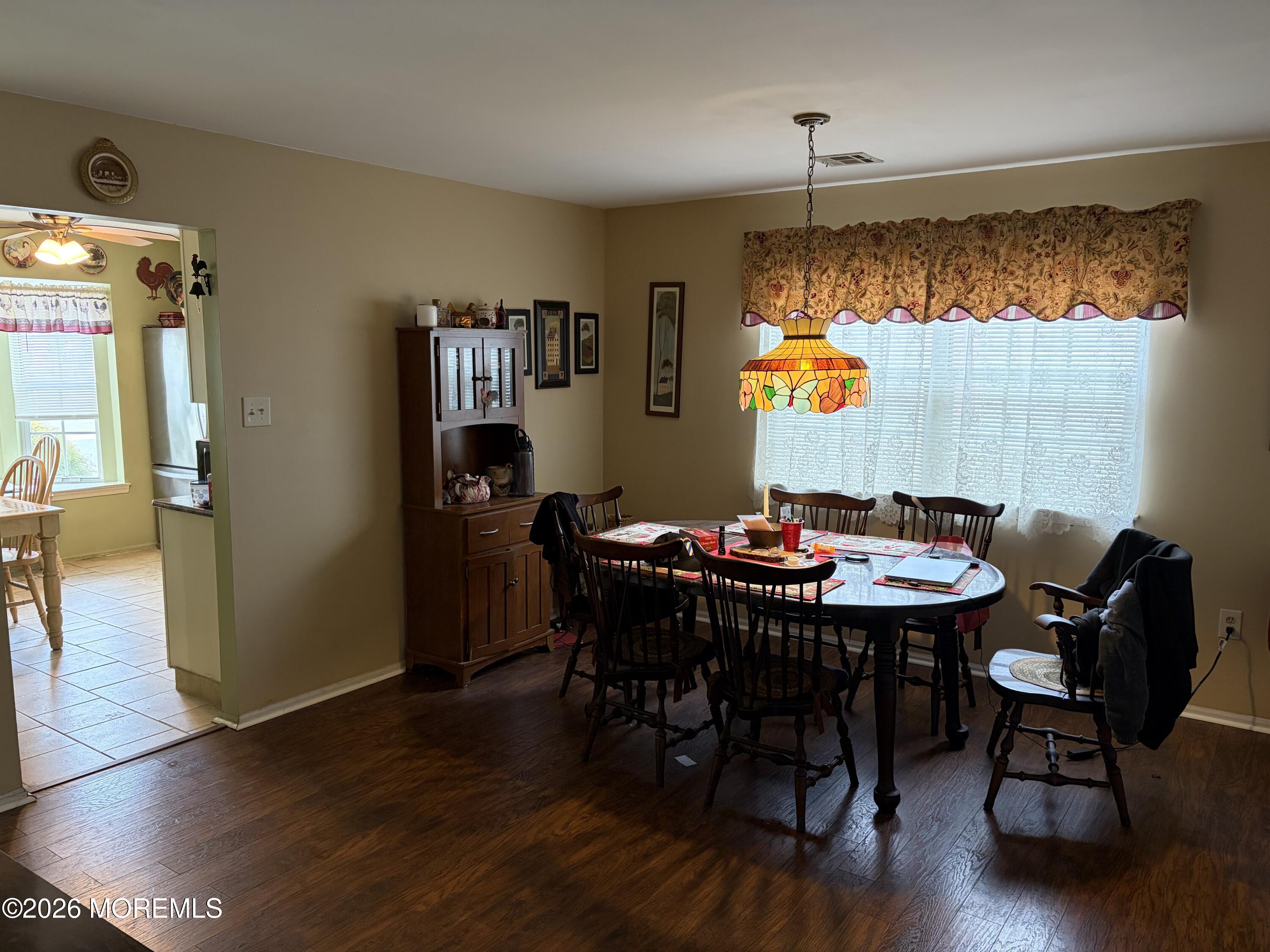 224 Danbury Drive Image 4