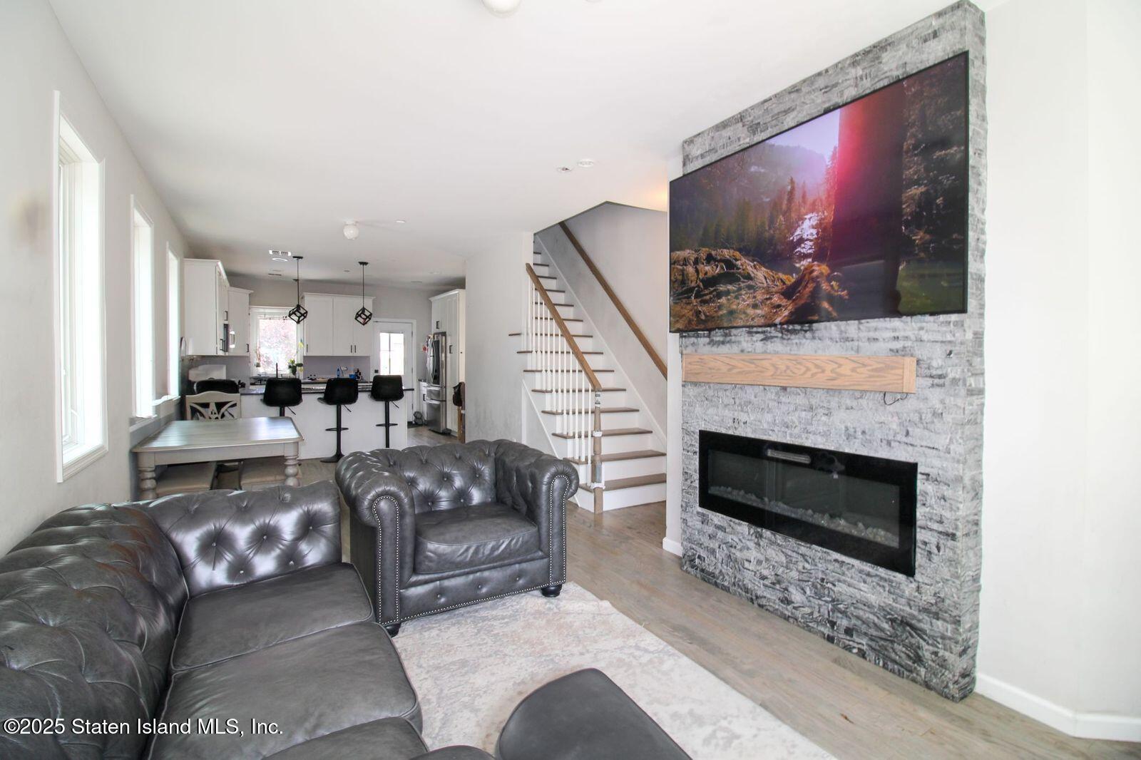 287 Alter Avenue Image 3