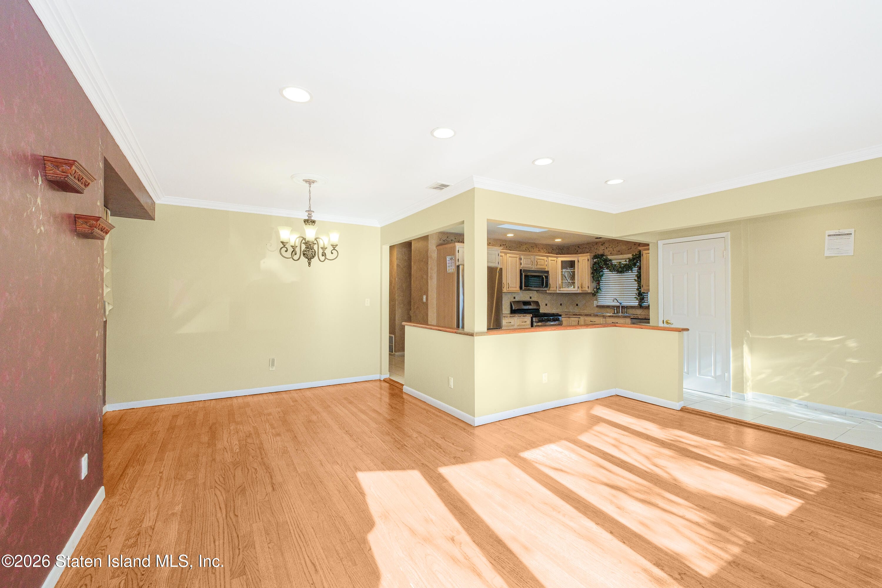 151 Amber Street Image 4