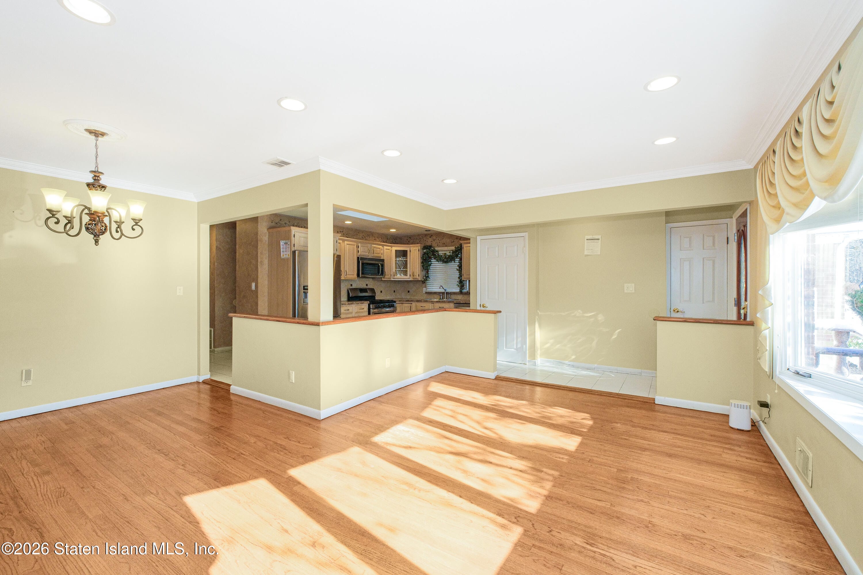 151 Amber Street Image 5