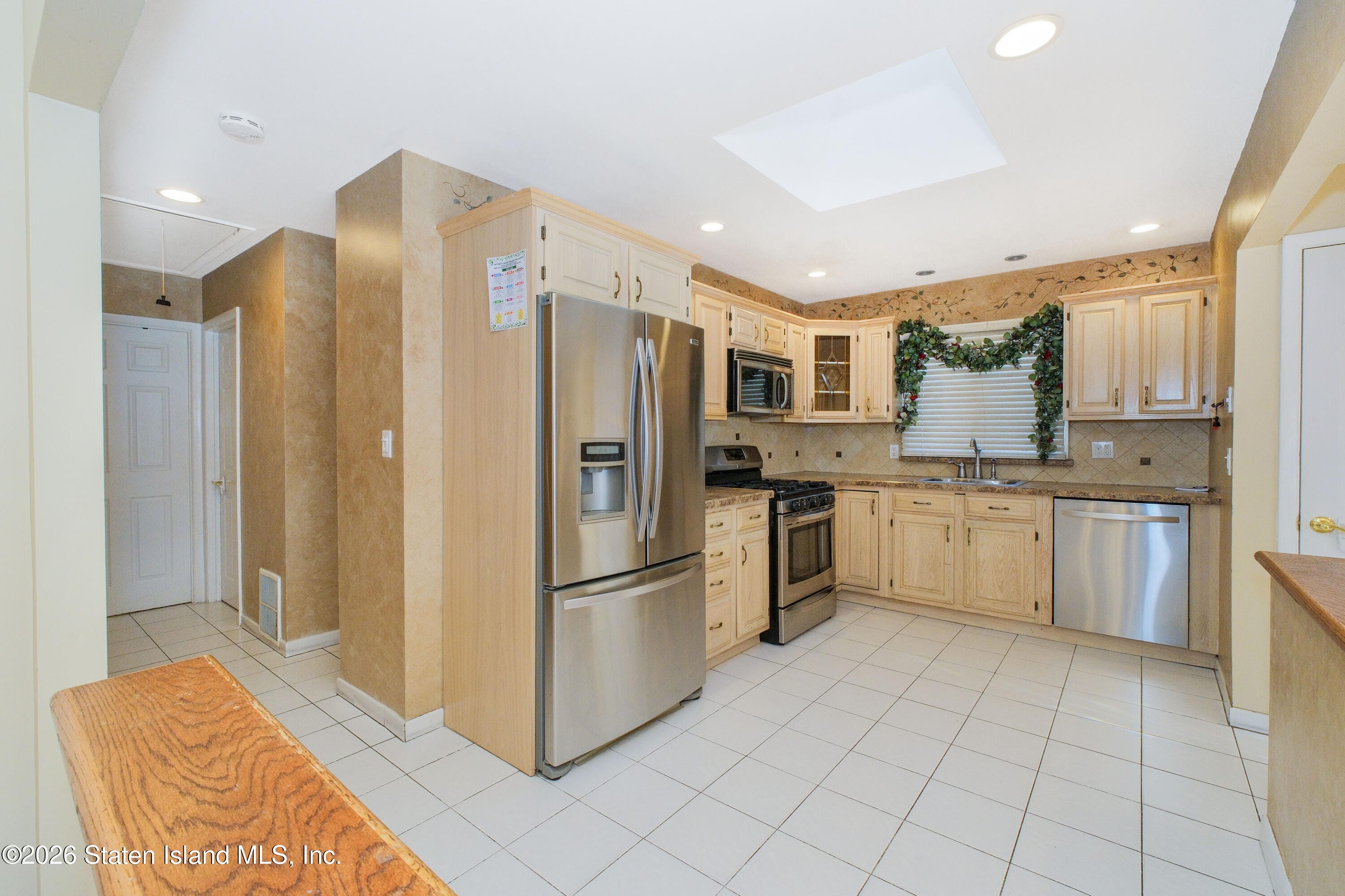 151 Amber Street, Staten Island, NY, 10306 image 10