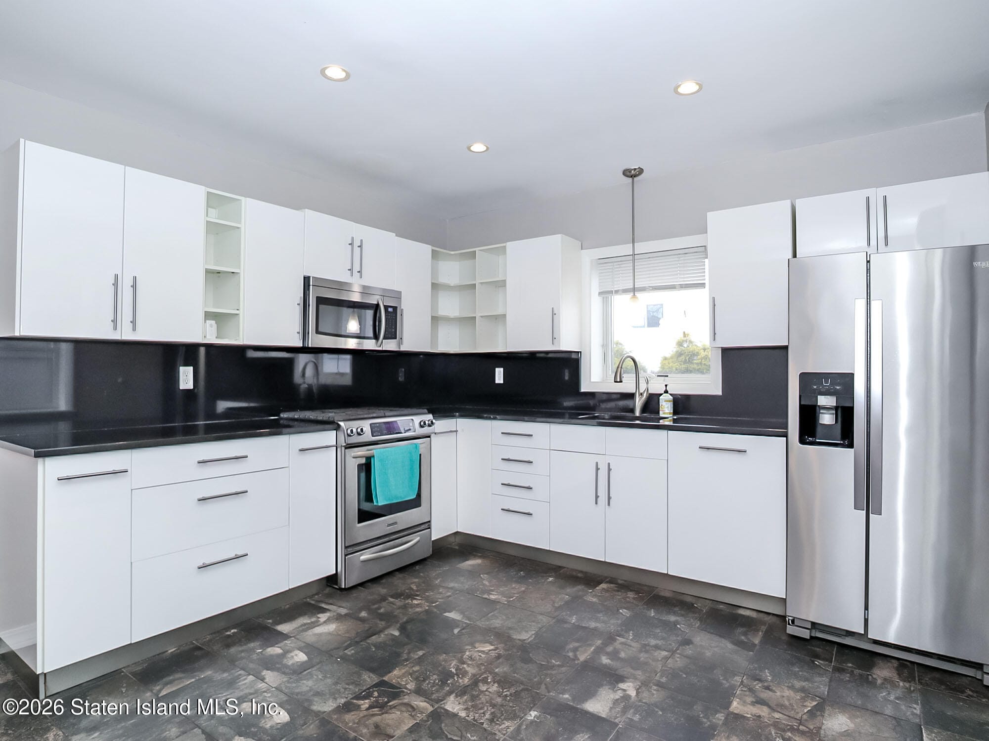 226 Hunter Avenue, Staten Island, NY, 10306 image 8