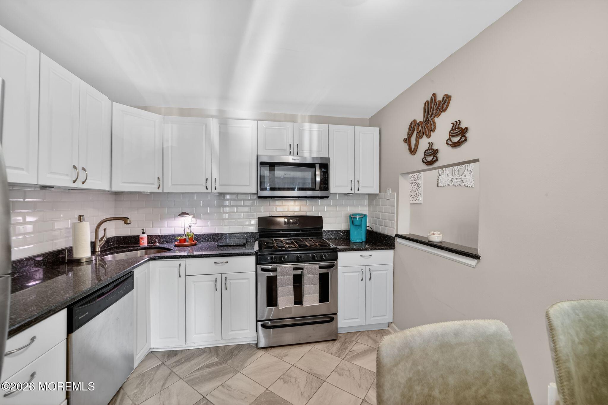 59 Aspen Court, Hamilton, NJ, 08619 image 9