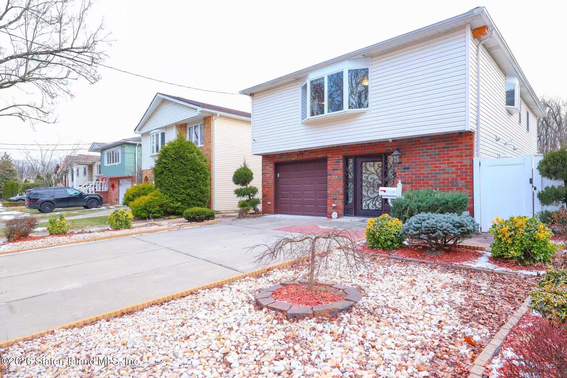 234 Barclay Avenue Image 2