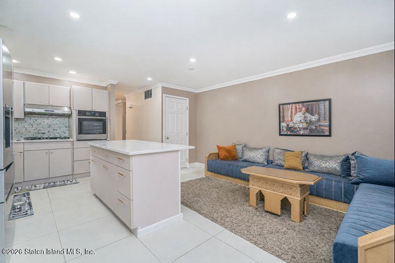 124 Erika Loop, Staten Island, NY, 10312 image 10