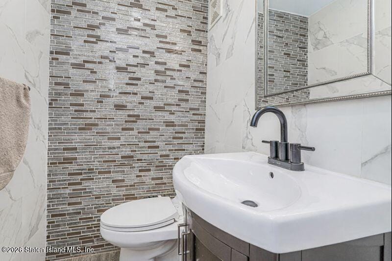 124 Erika Loop, Staten Island, NY, 10312 image 11