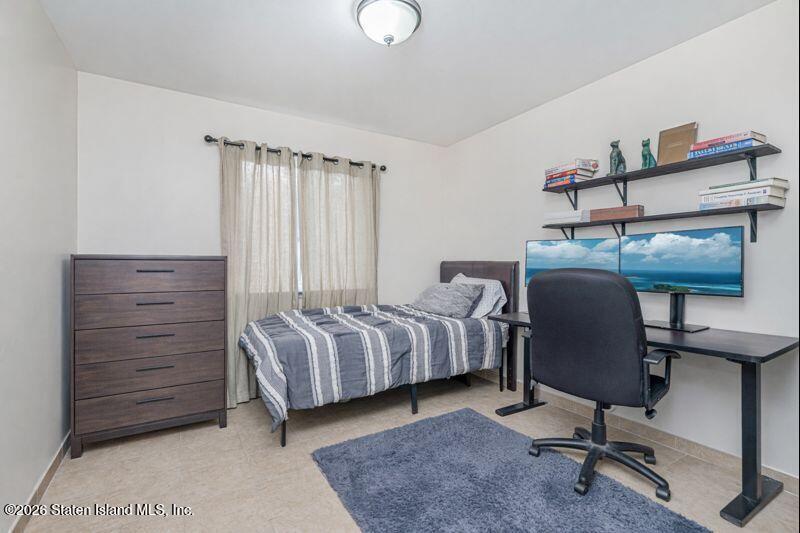 124 Erika Loop, Staten Island, NY, 10312 image 16