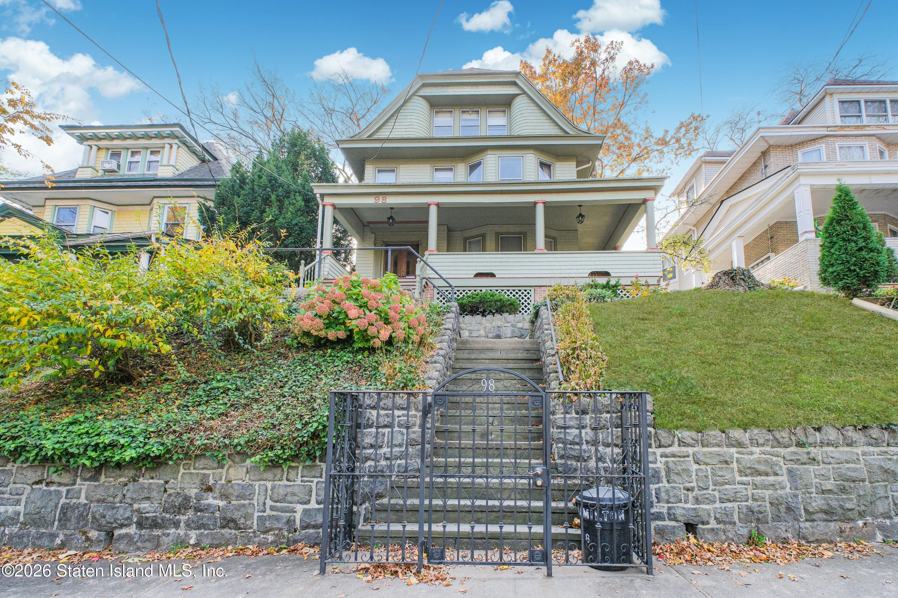 98 Hamilton Avenue Image 1