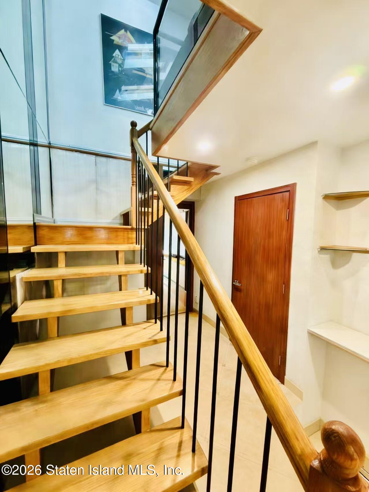 176 Slater Boulevard Image 3