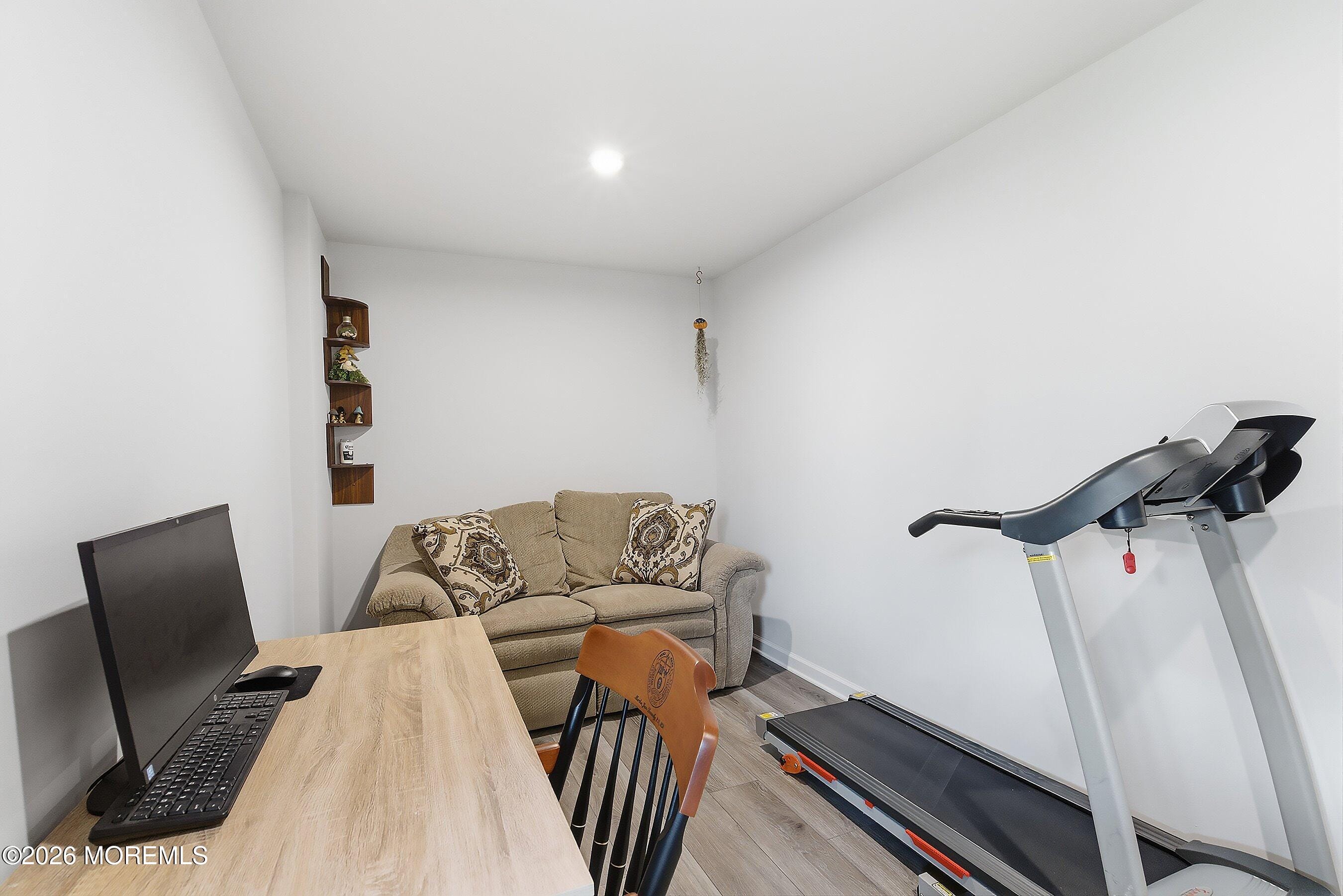 406 Cyprus Court Image 5