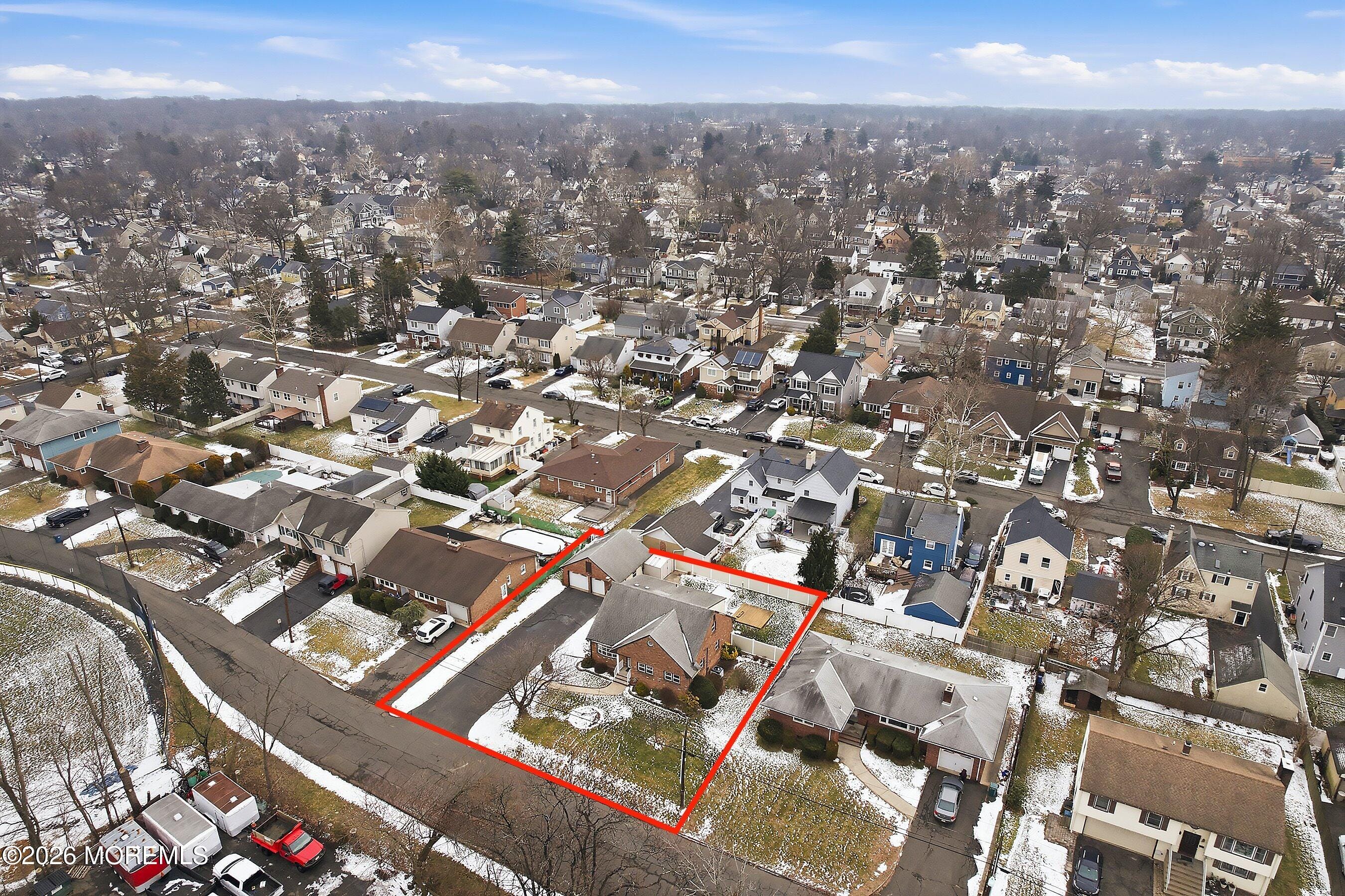 2062 Valley Avenue Image 2