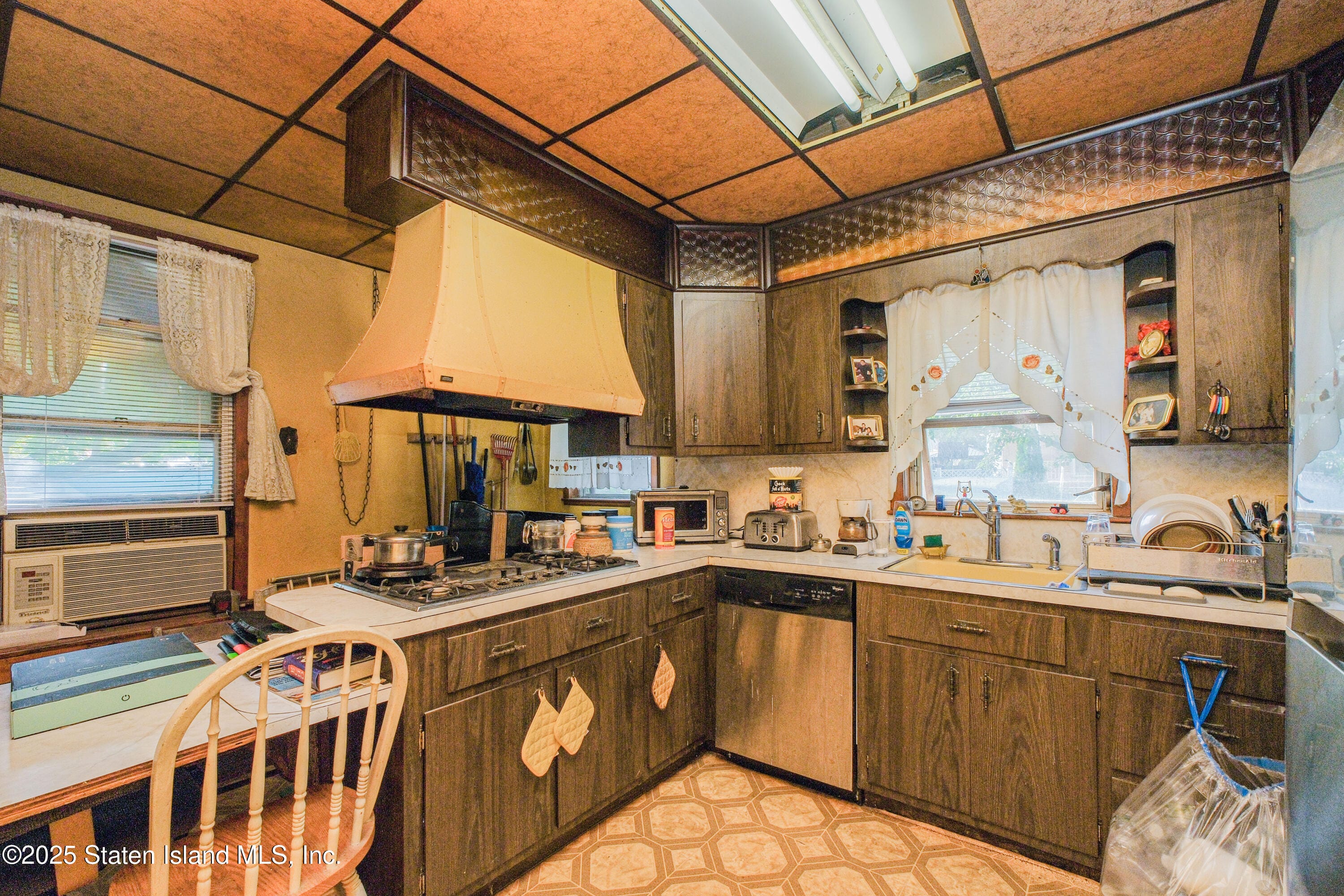 615 Jewett Avenue, Staten Island, NY, 10302 image 11