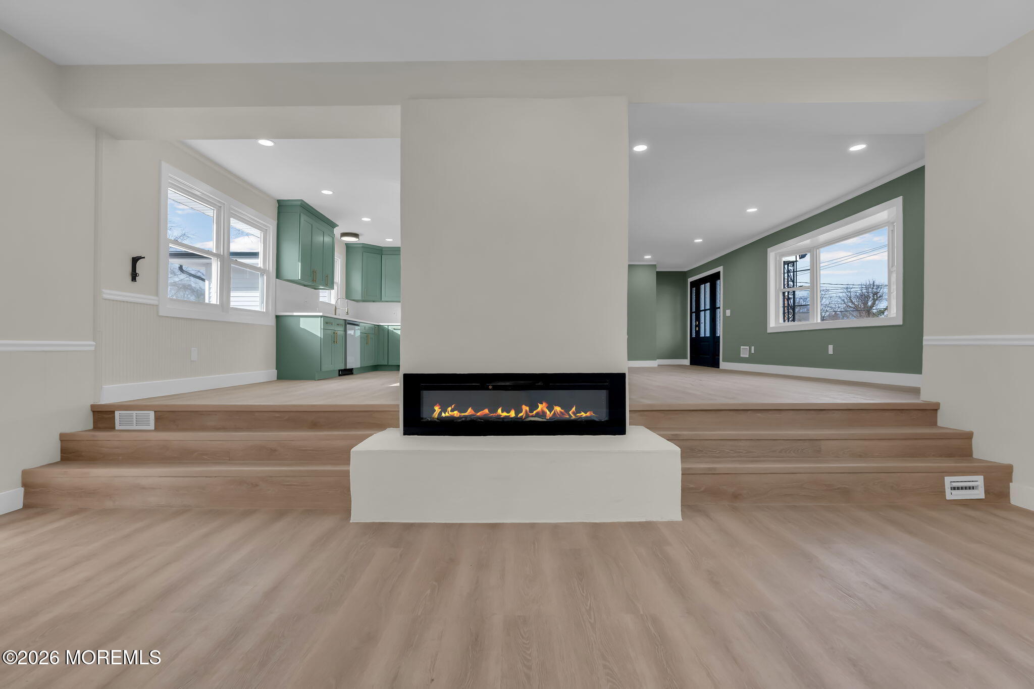 684 Brookside Drive Image 4