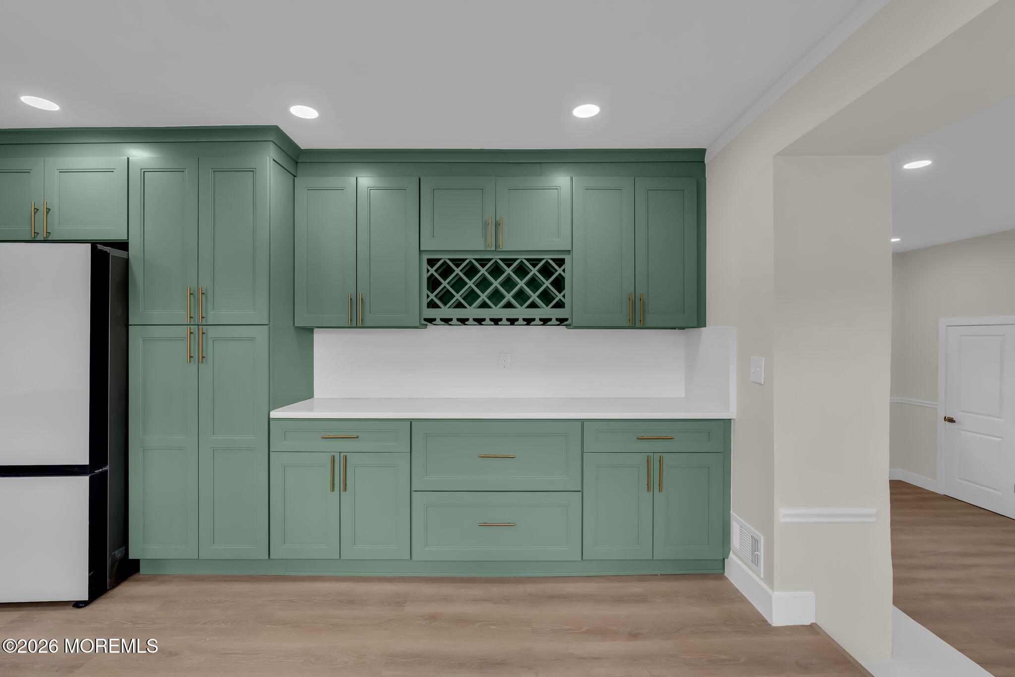 684 Brookside Drive Image 3