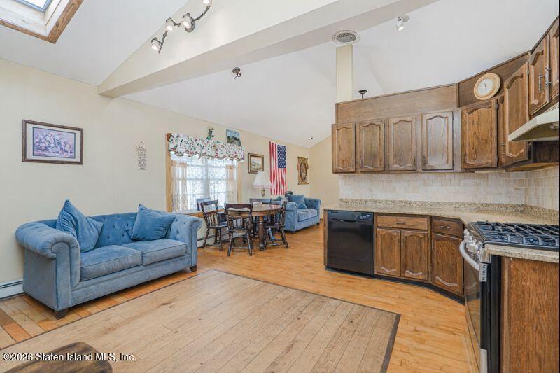 42 Marscher Place, Staten Island, NY, 10309 image 9