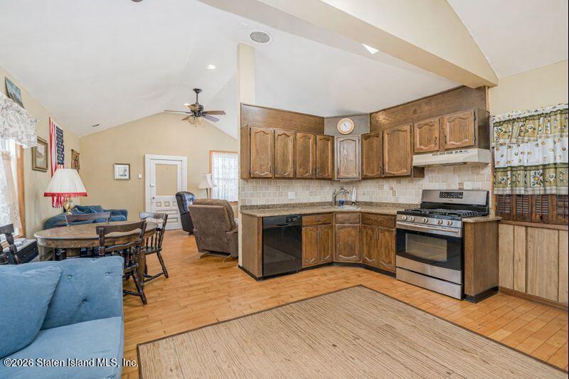 42 Marscher Place, Staten Island, NY, 10309 image 10