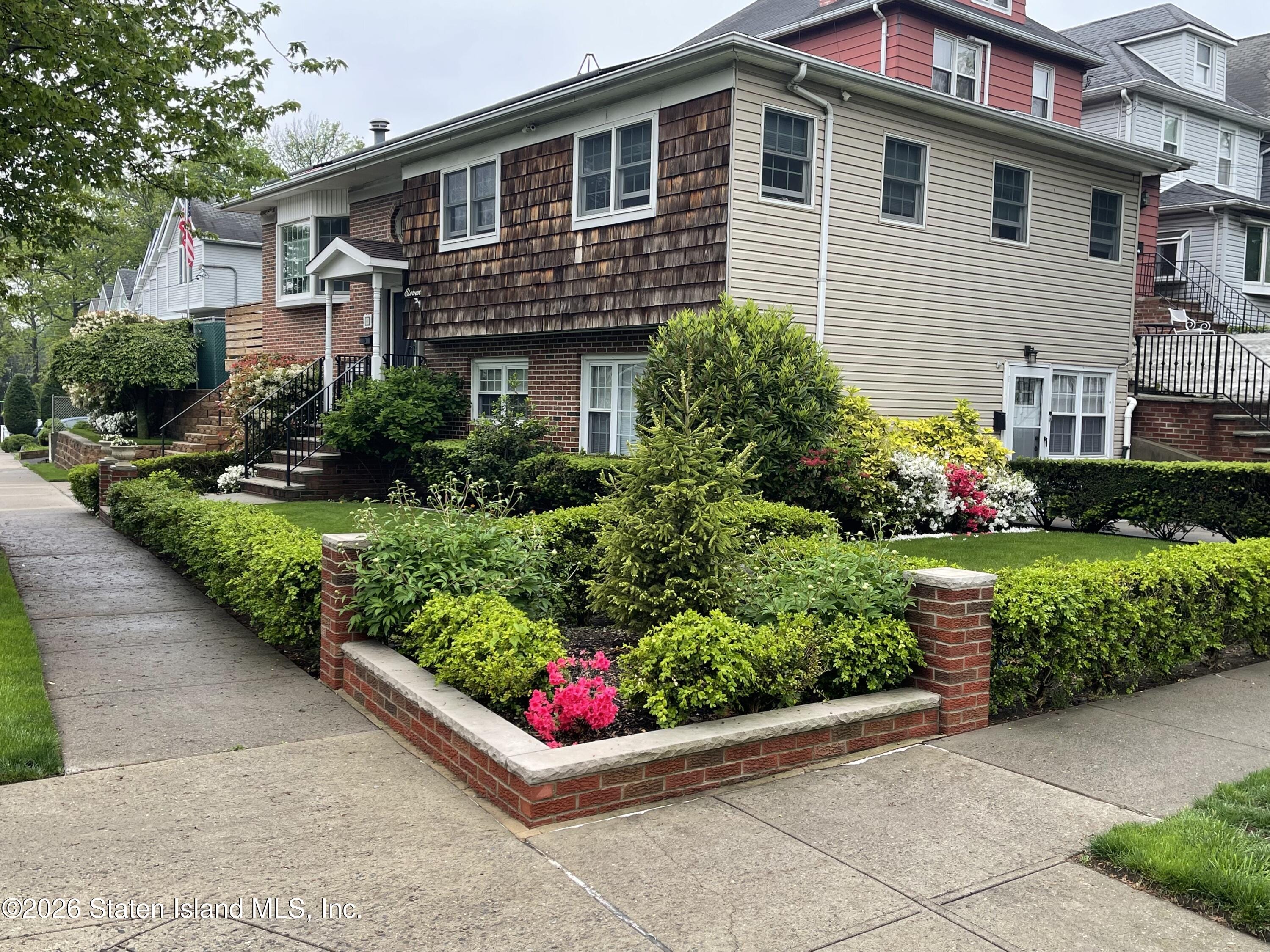 11 Lyman Avenue Image 5