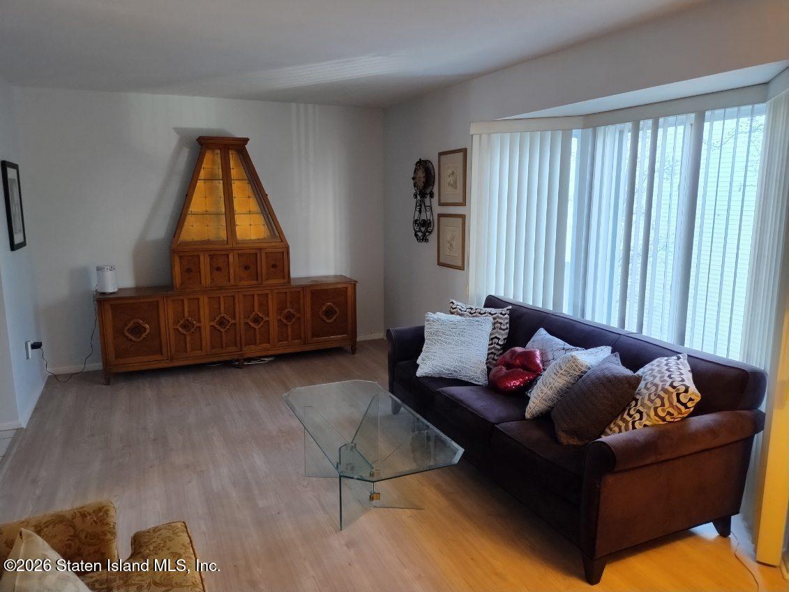 319 Aspen Knolls Way, Staten Island, NY, 10312 image 12