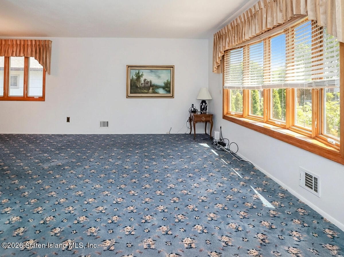 489 Oakdale Street, Staten Island, NY, 10312 image 6