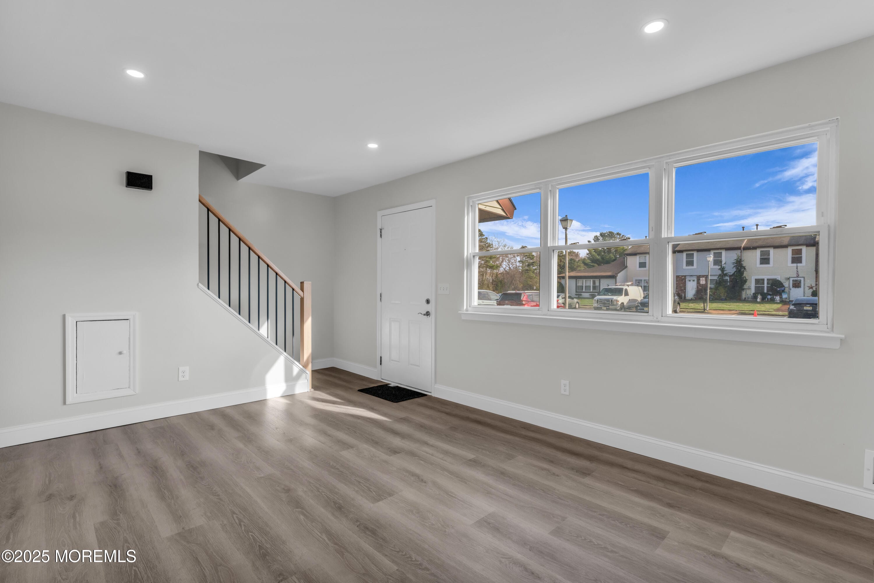 182 Greenwood Loop Road Image 2