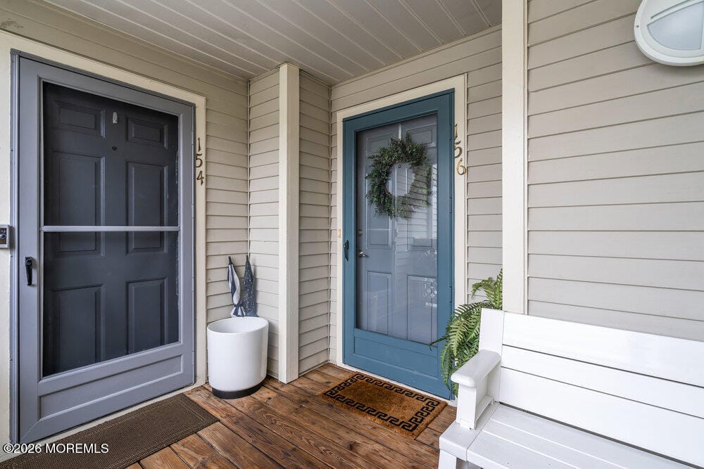 156 Pinetree Court Image 5