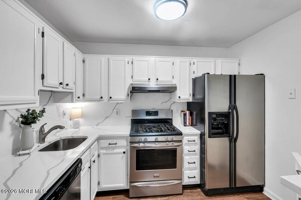 156 Pinetree Court, Howell, NJ, 07731 image 9