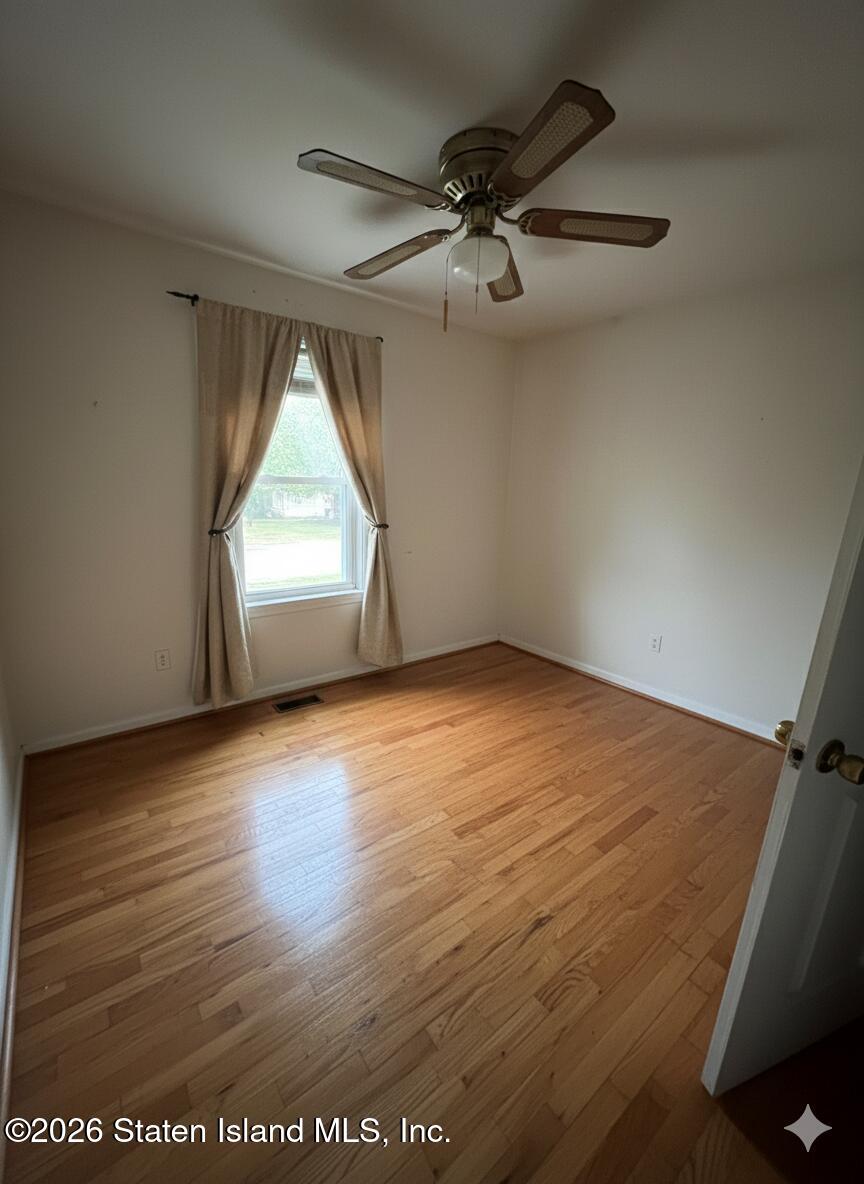 664 S Gannon Avenue, Staten Island, NY, 10314 image 32