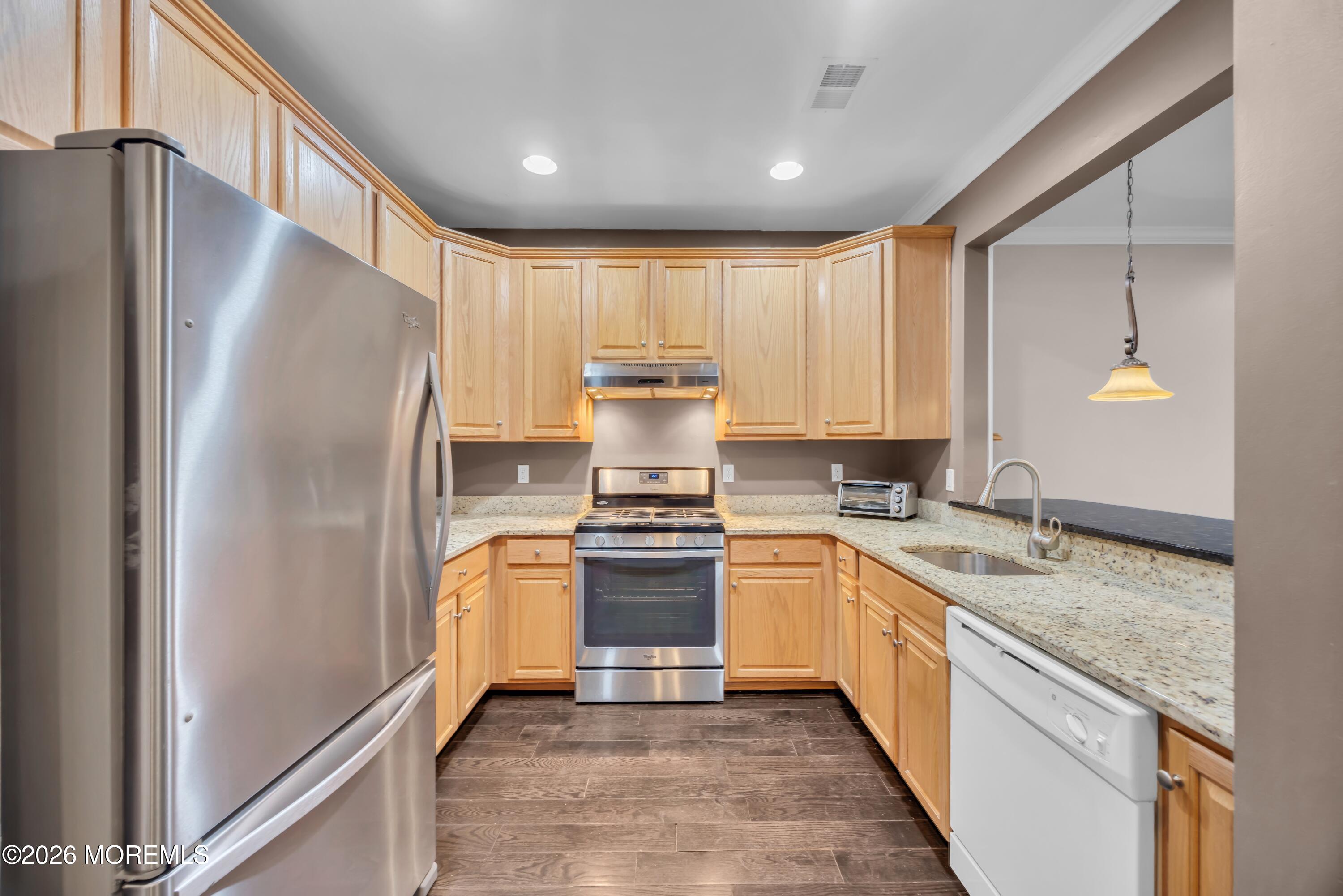 540 Cranbury Road 219 Image 5