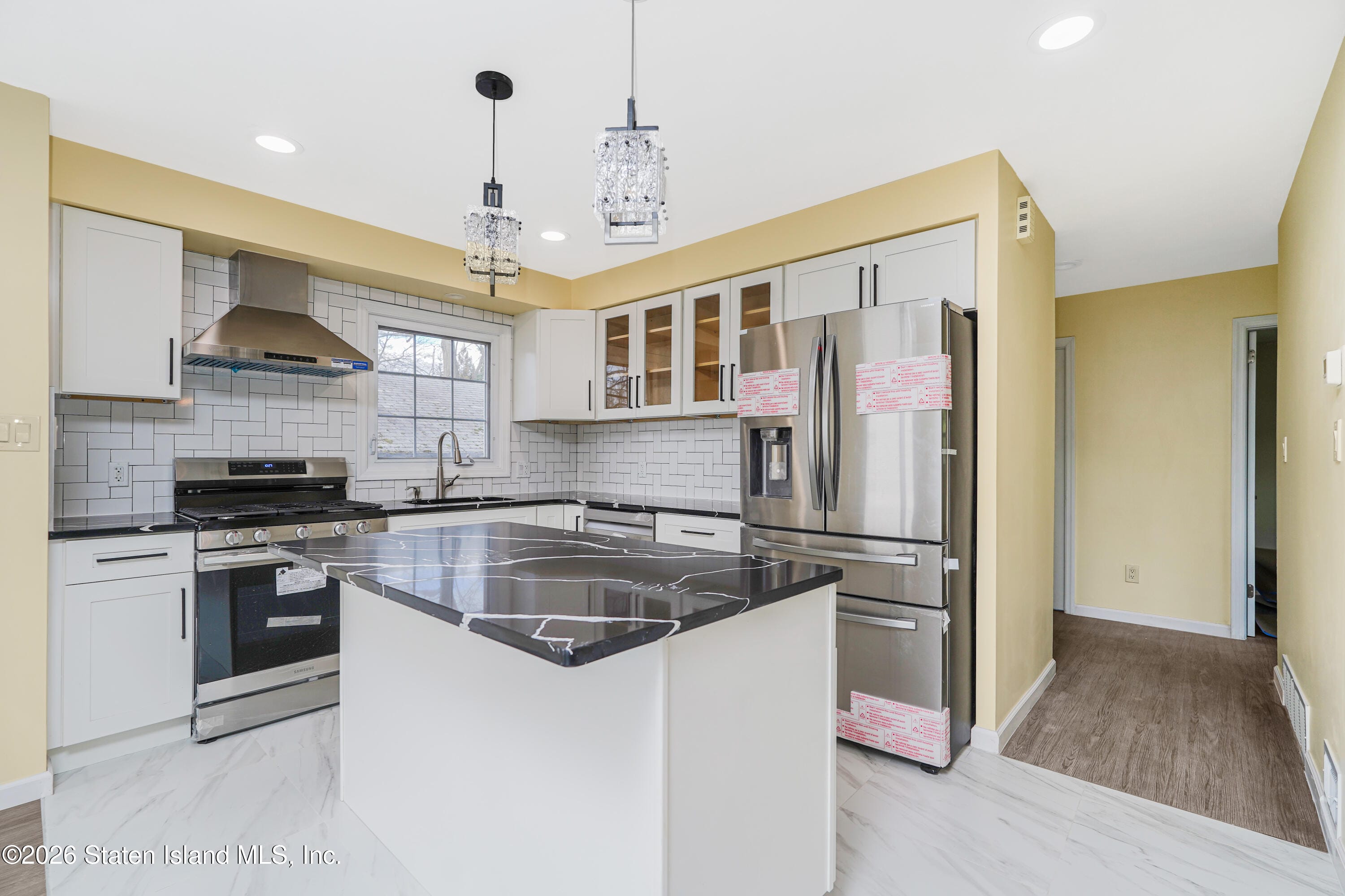 45 West Terrace Image 5