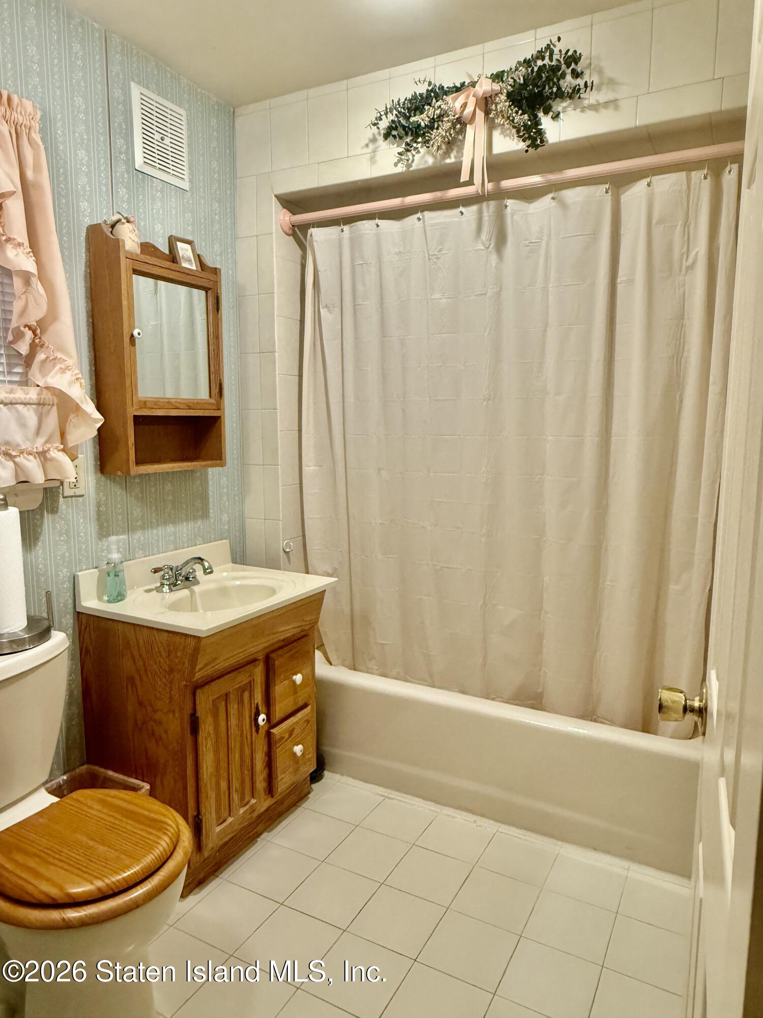 32 Mundy Avenue, Staten Island, NY, 10310 image 9