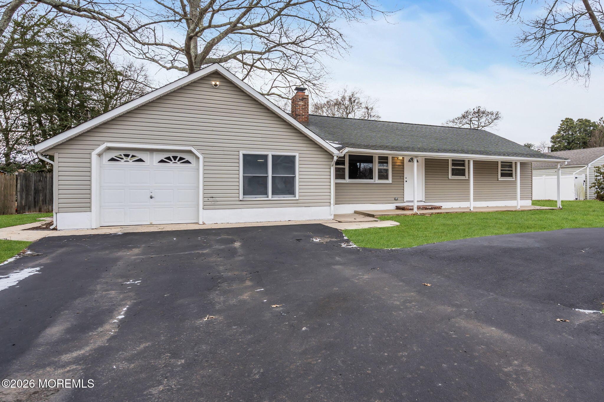 109 Laurel Boulevard Image 2