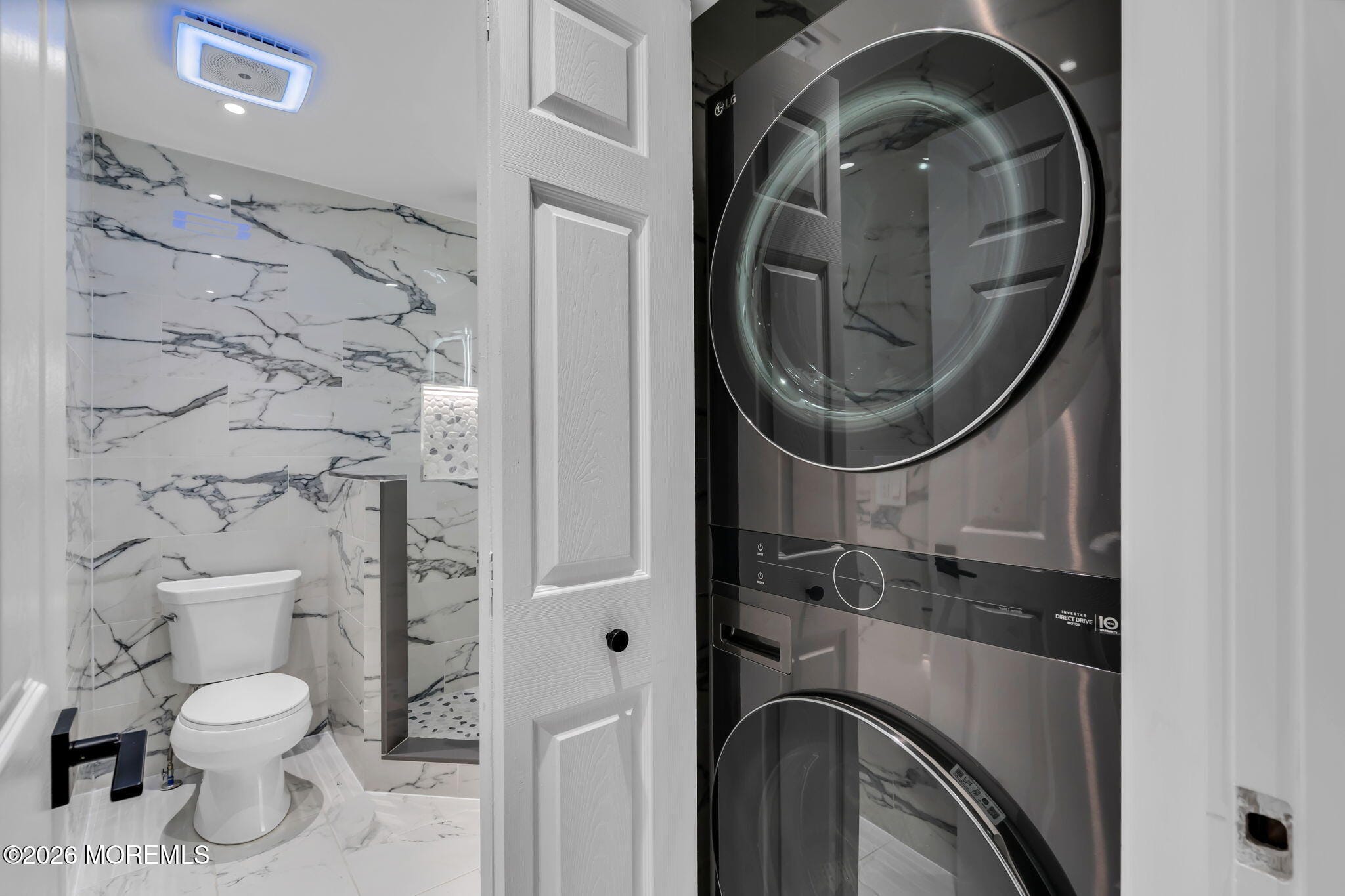 543 Winding River Road Image 4