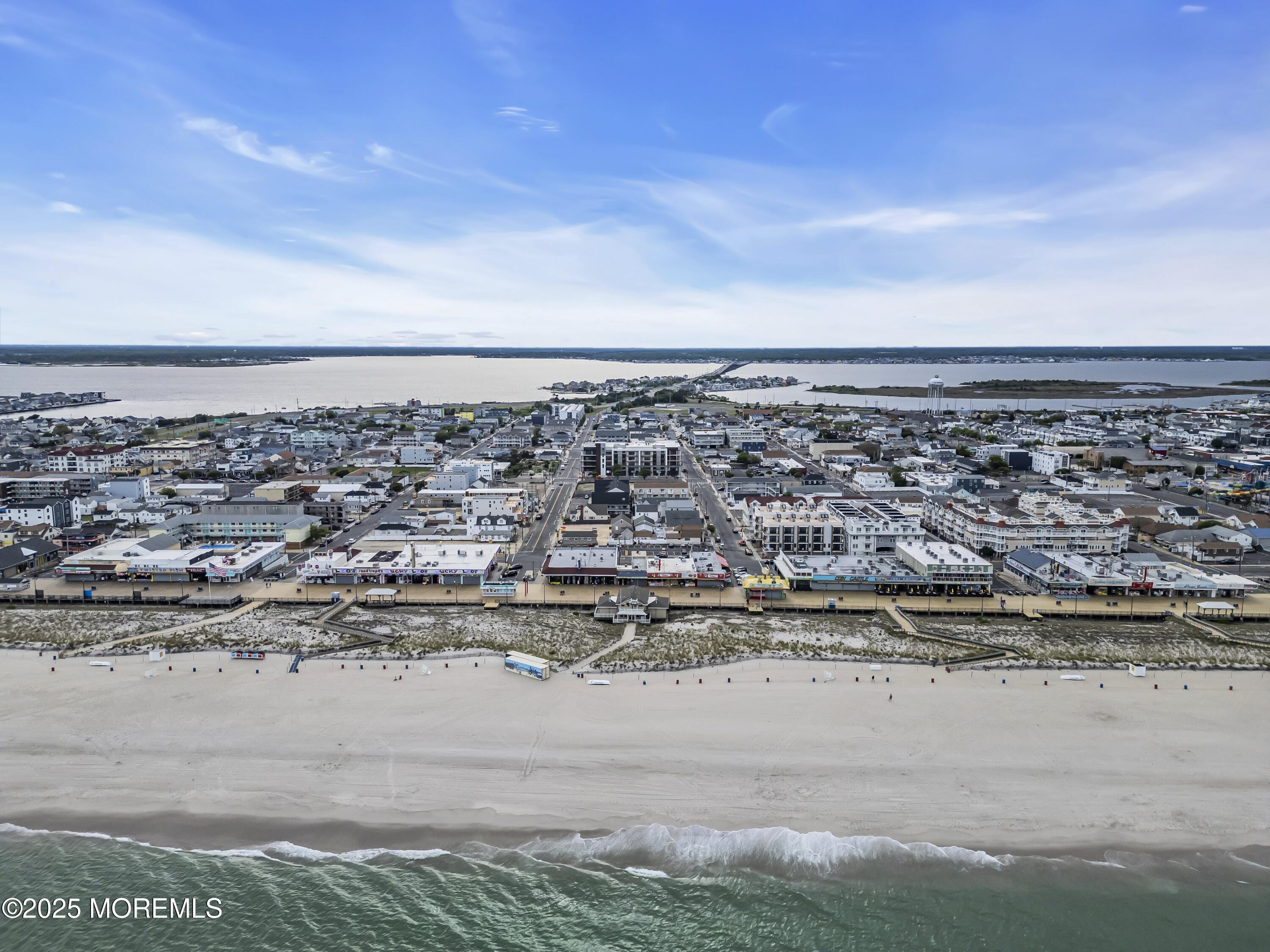 401 Boulevard 407 Image 5