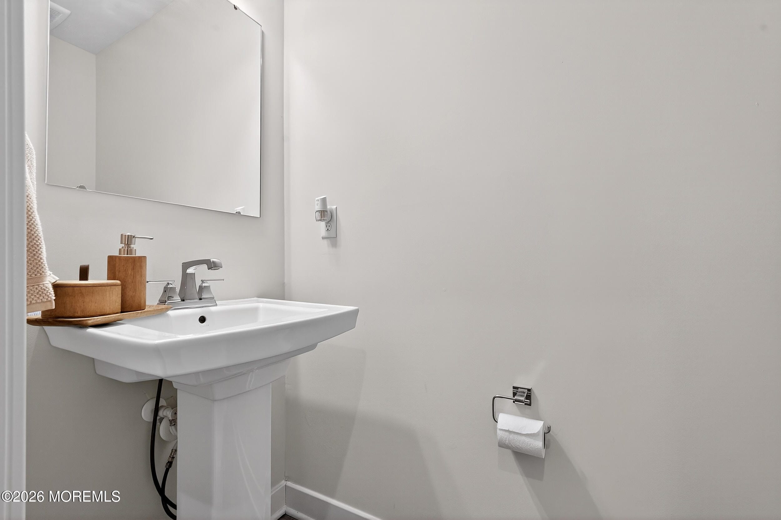 5 Athens Way, Cliffwood, NJ, 07721 image 13