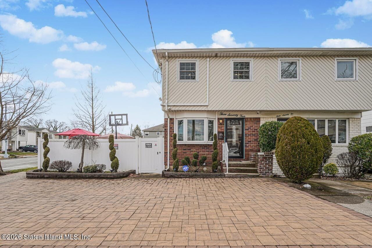 374 Fairbanks Avenue, Staten Island, NY, 10306