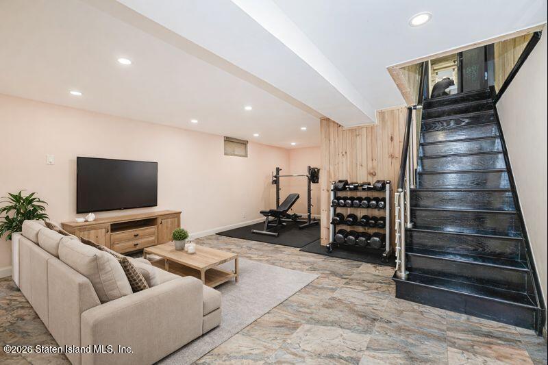 374 Fairbanks Avenue, Staten Island, NY, 10306 image 39