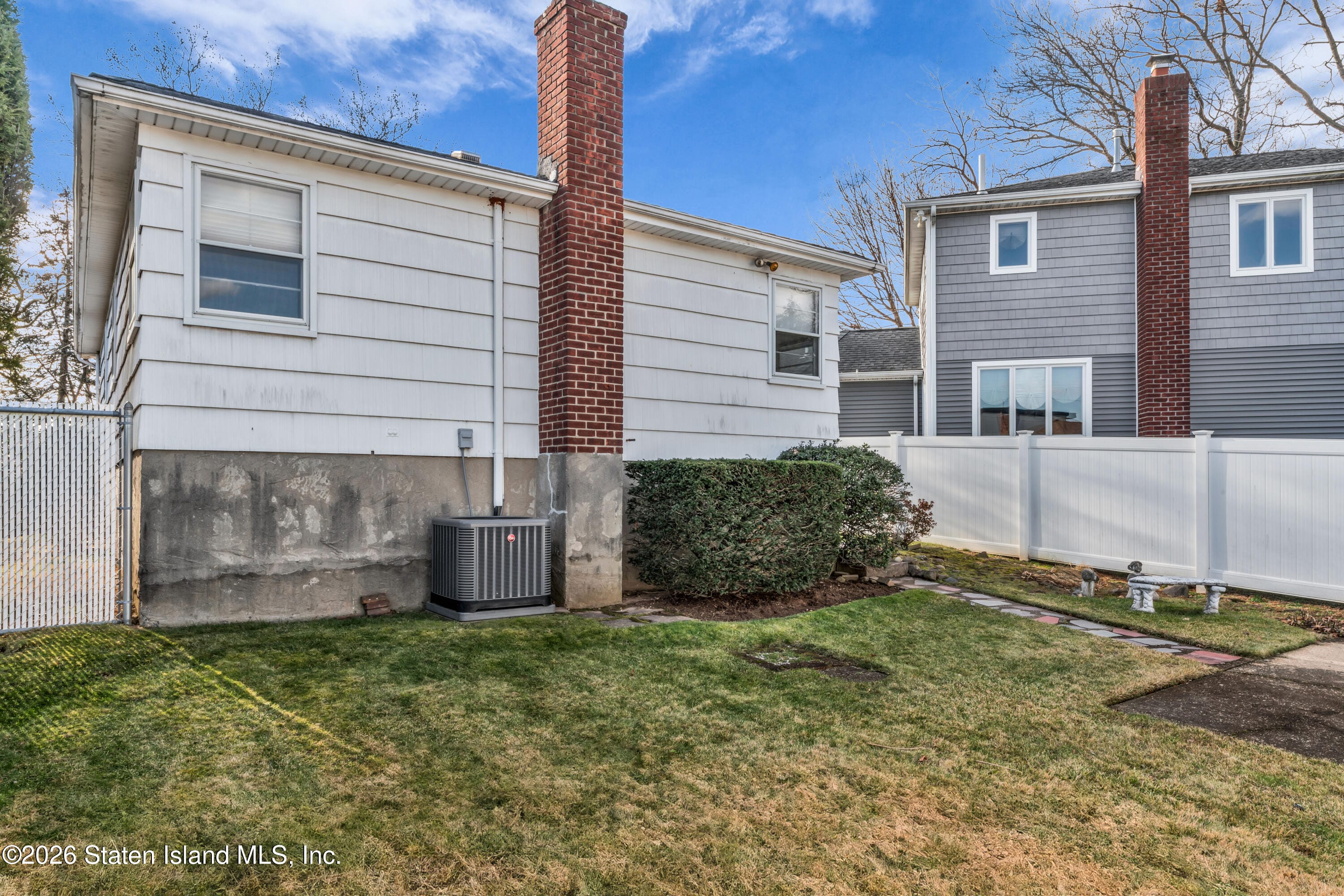 203 Wolverine Street Image 3