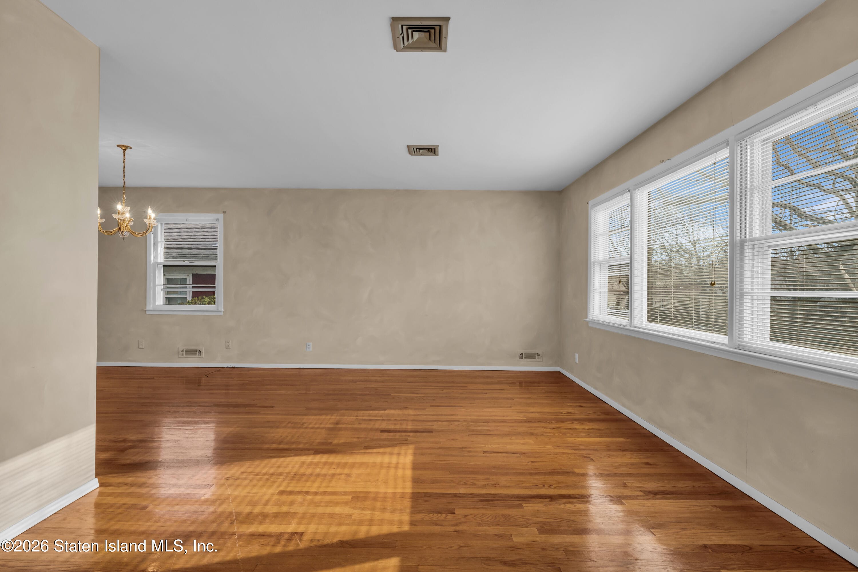 203 Wolverine Street, Staten Island, NY, 10306 image 8