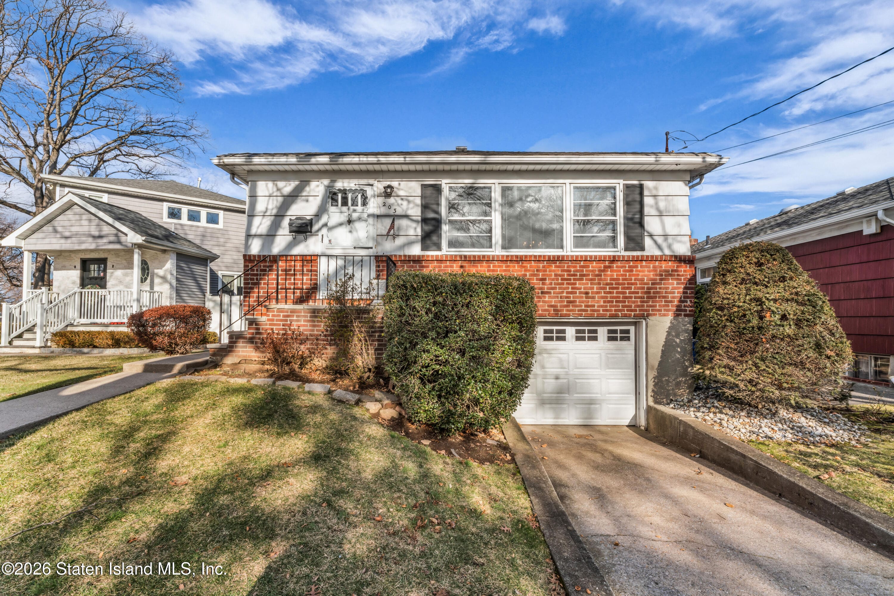 203 Wolverine Street, Staten Island, NY, 10306