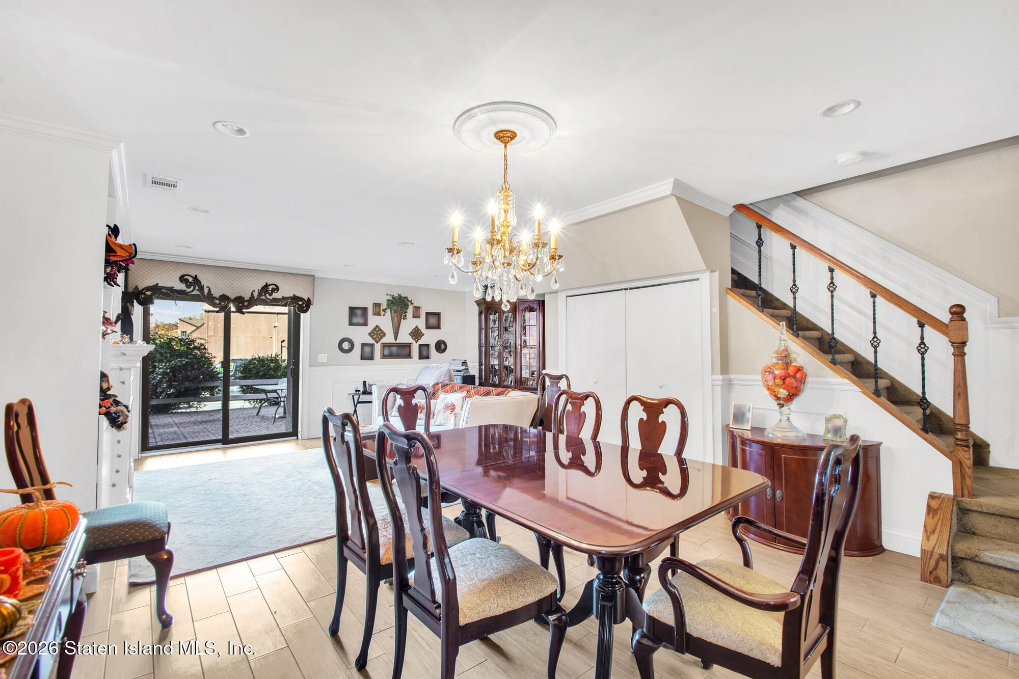 909 W Fingerboard Road, Staten Island, NY, 10304 image 6