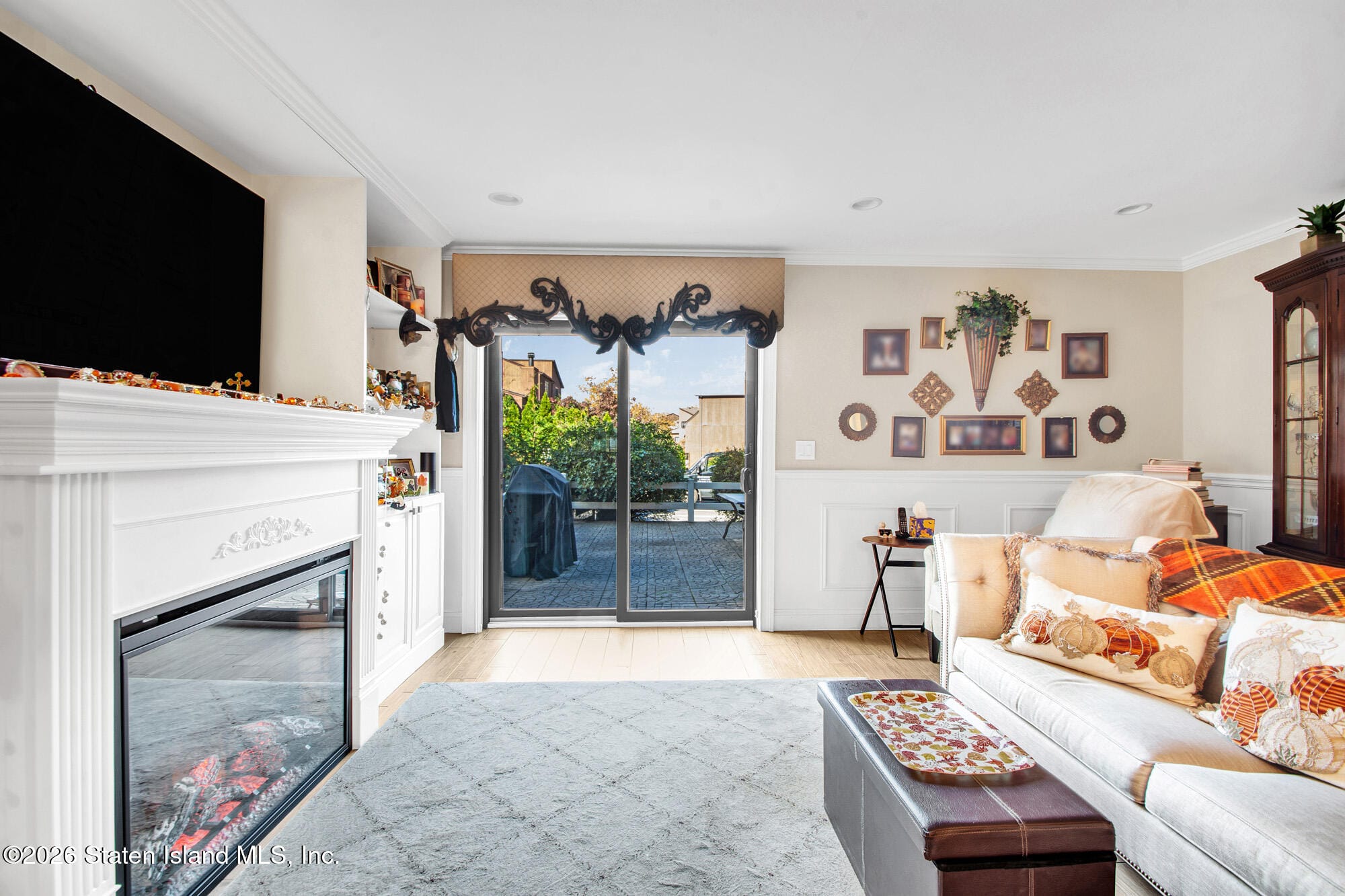 909 W Fingerboard Road, Staten Island, NY, 10304 image 10