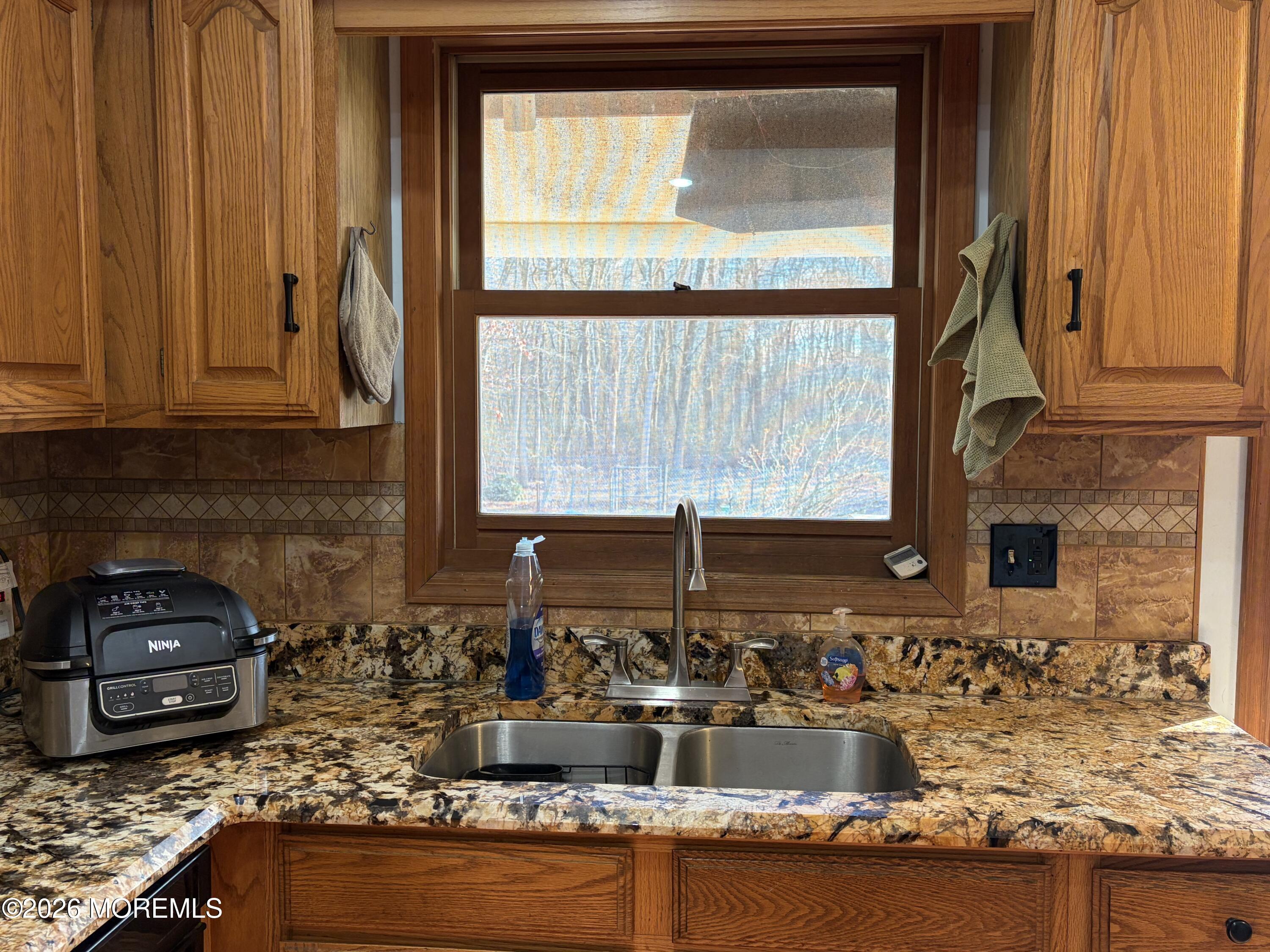 177 Cedar Swamp Road Image 5