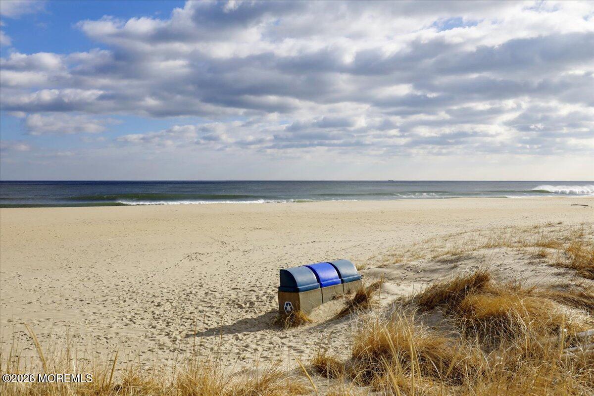 21 Riviera Drive, Long Branch, NJ, 07740 image 45