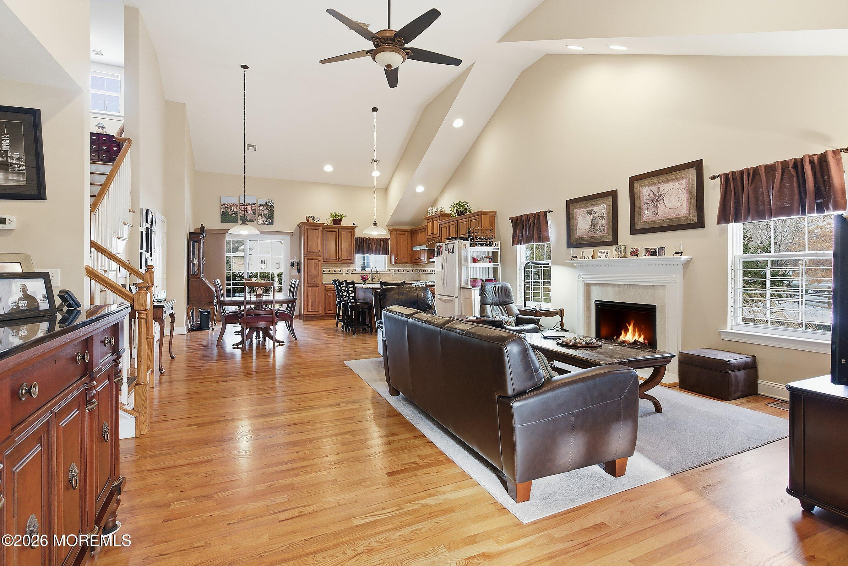 3 Lone Oak Way Image 5