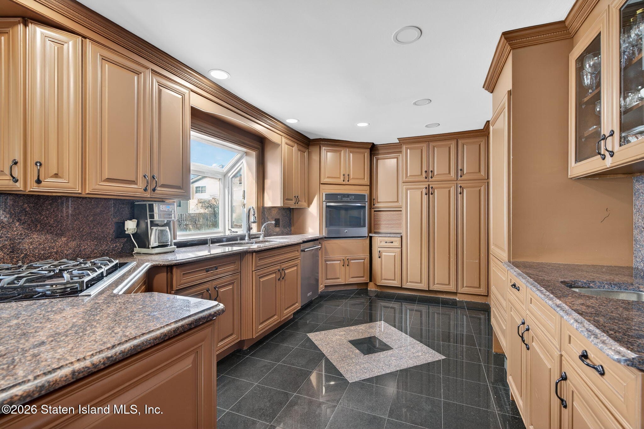 728 Huguenot Avenue, Staten Island, NY, 10312 image 16