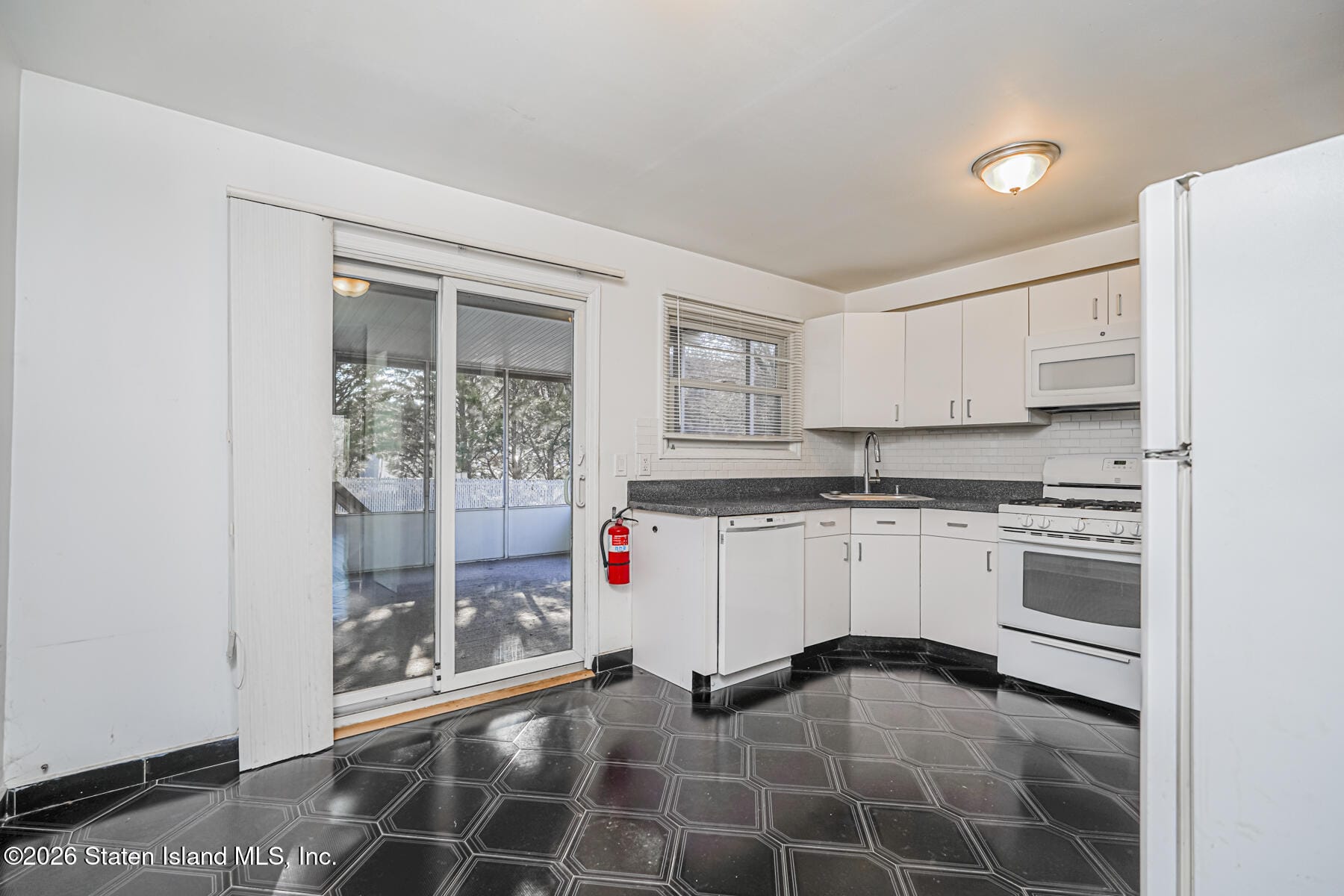 43 Westport Lane, Staten Island, NY, 10314 image 15