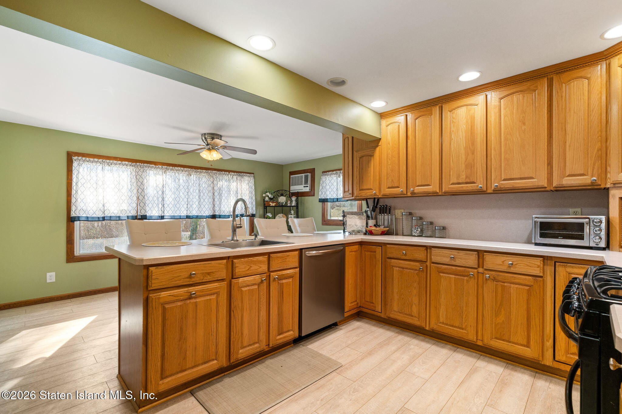 74 Elkhart Street, Staten Island, NY, 10308 image 20