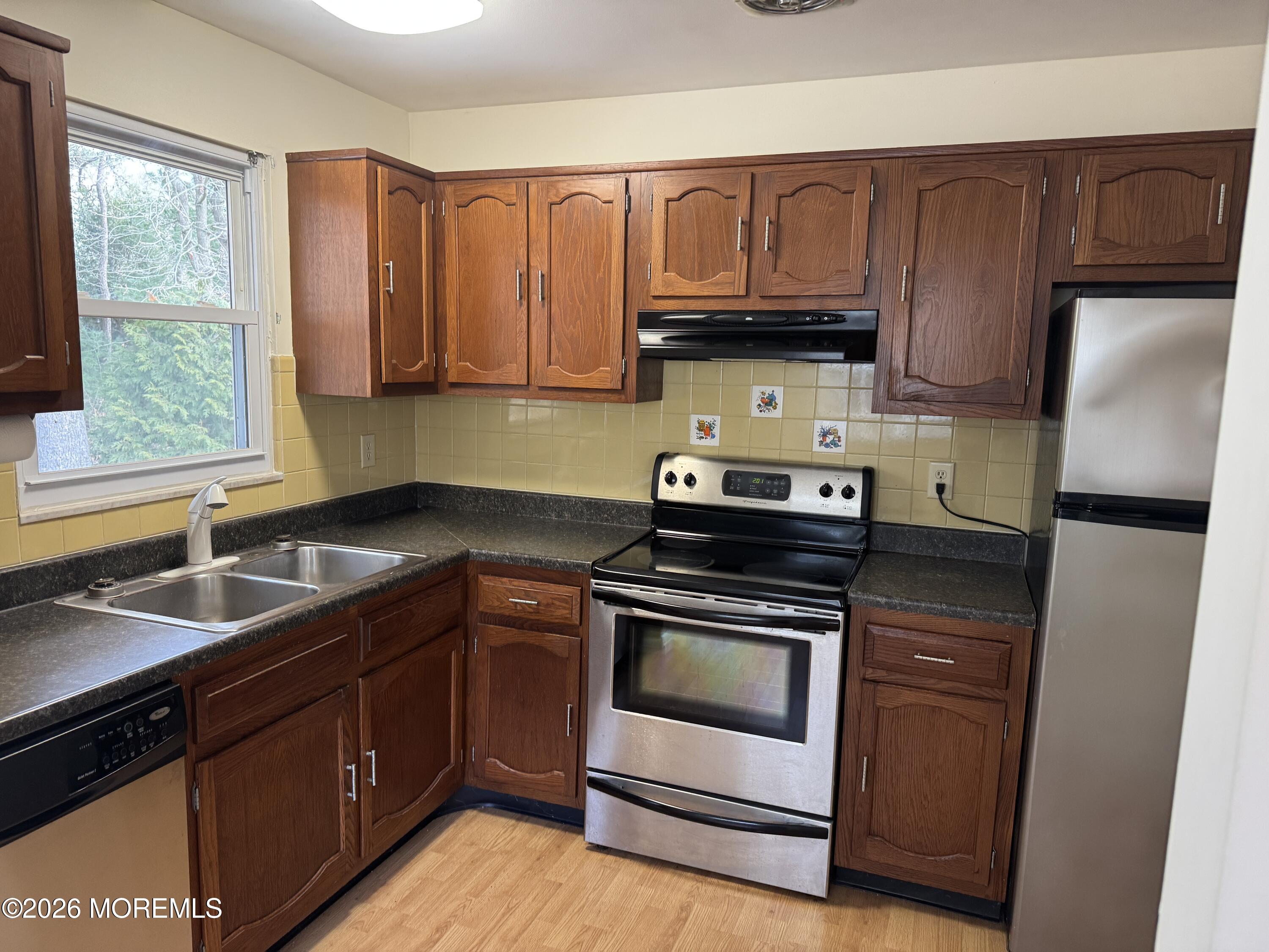 56 Constitution Boulevard 56, Whiting, NJ, 08759 image 16