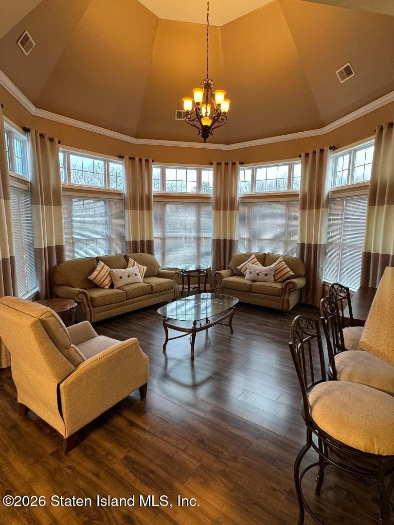 2327 Falston Circle Image 2